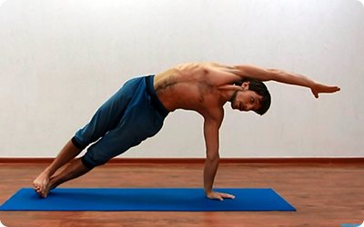 упражнения йоги для позвоночника