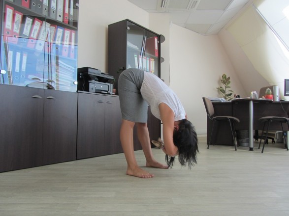 йога в офисе